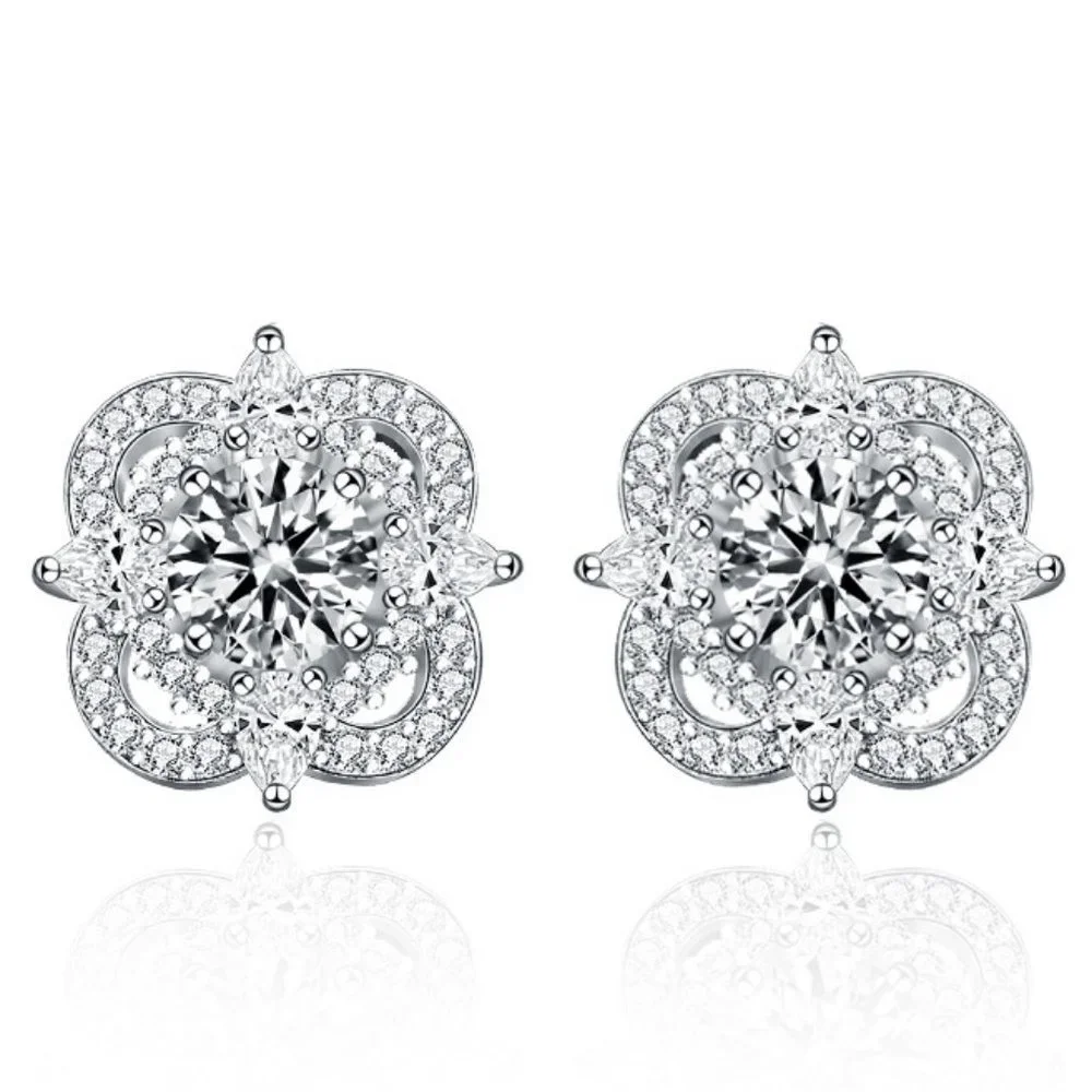 Certified 1ct. t.w. Moissanite Diamond Clover Stud Earrings NEW - Picture 1 of 9